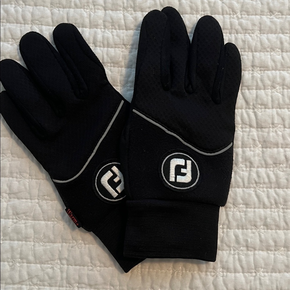 Foot Joy winter golf gloves men’s size M. Never Worn.